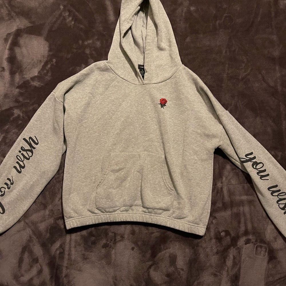 RUE 21 Sweater